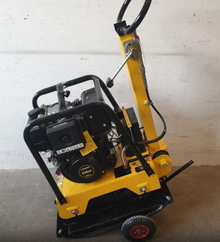 Zagęszczrka gruntu BERNARDS 220KG REWERS NIEMIEC